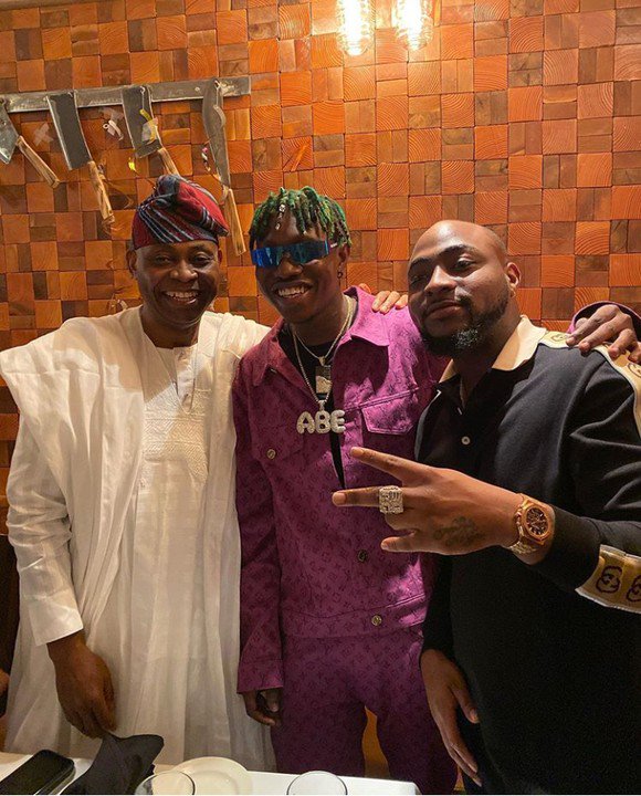 Zlatan Excited As He Poses With Davido & His Father For The 1st Time In Atlanta 5