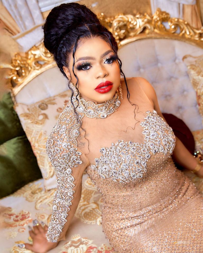 Bobrisky Shows Off Jewelry Worth N12.4m, Brags He’s the Richest Ashawo In Nigeria 33