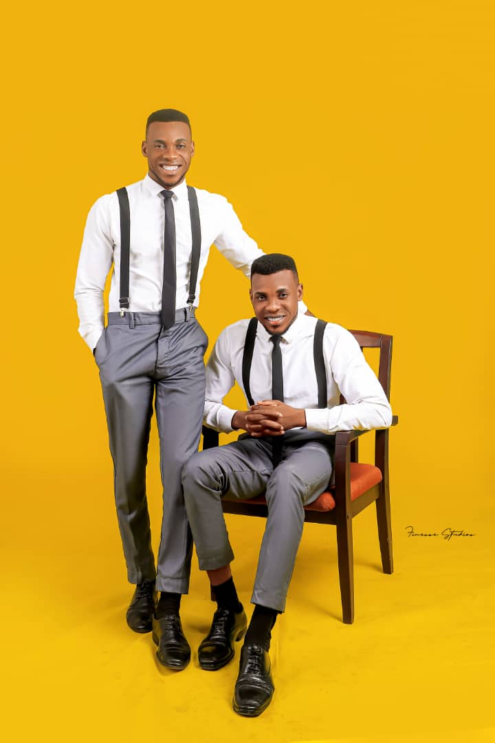 Meet Nigerian Social media marketing Gurus Edinyanga and  Edikan Goddy Essien Popularly known as Eddytwins 1