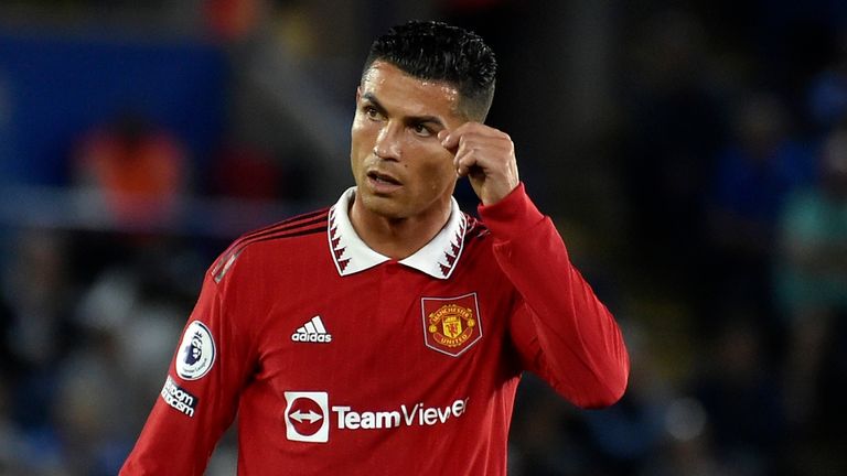 MAN UTD LOOKING TO TERMINATE RONALDO'S CONTRACT 23