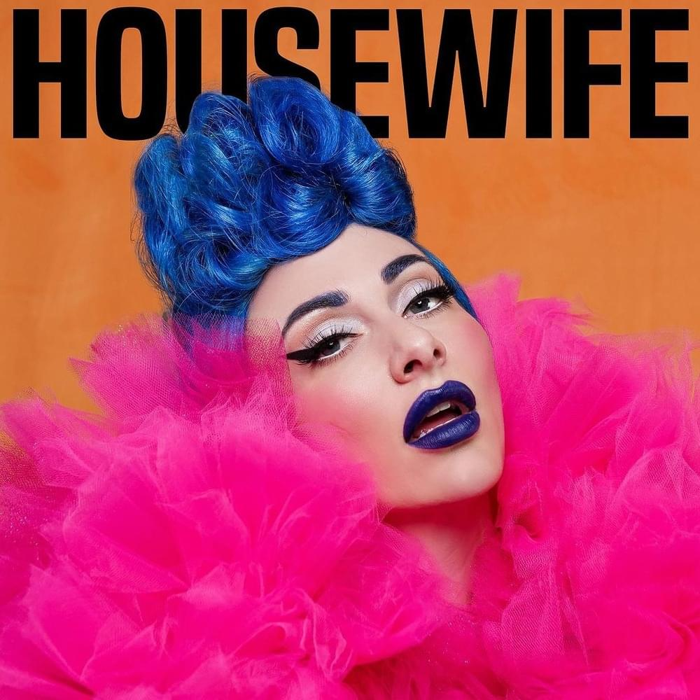 Qveen Herby – HOUSEWIFE [Ep] 1